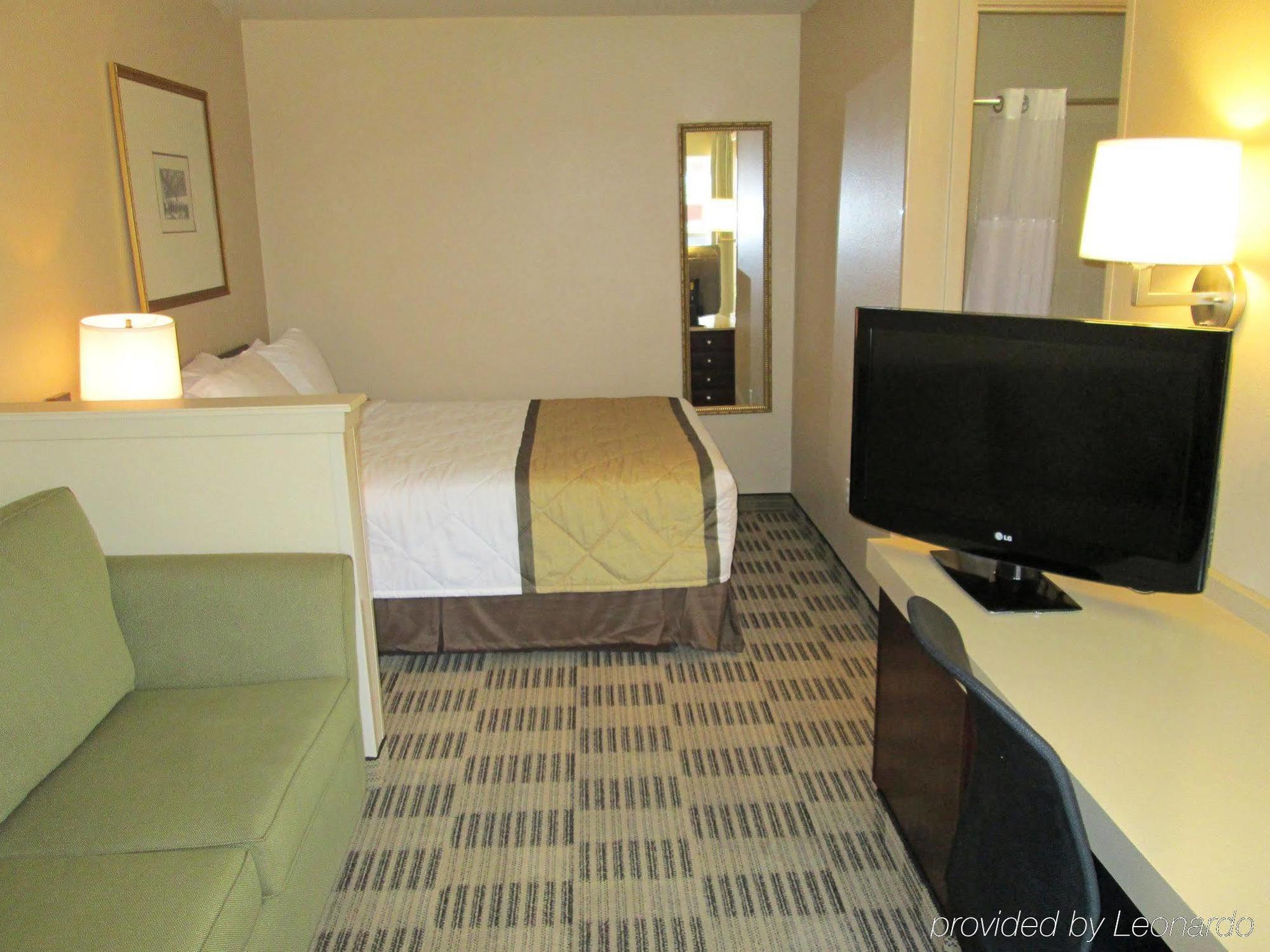Extended Stay America Suites - Dallas - Vantage Point Dr Екстер'єр фото